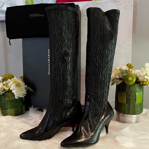 NEW Donna Karan Collection Waxed Calf Leather Laser Ribbed Boot Black Sz 36/6 … - Picture 6 of 16